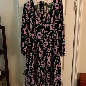 Eloquii dress long sleeve size 20 floral v neck
